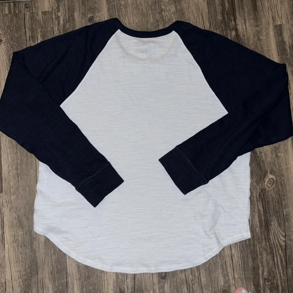Faherty woman’s Cloud Long Sleeve Baseball Tee XL 
Organic cotton - Picture 8 of 8